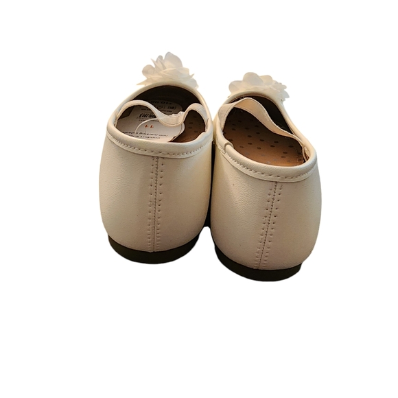 Shoes - Picture 6 of 6